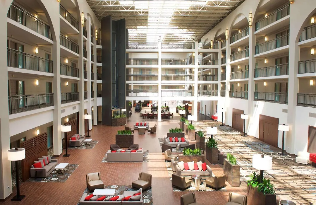 Embassy Suites By Hilton Detroit - Livonia/Novi-1